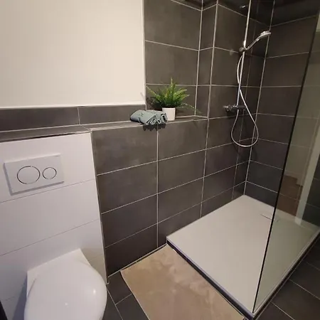 Zen - Exklusive - Luxus - Boxspringbett アパート *